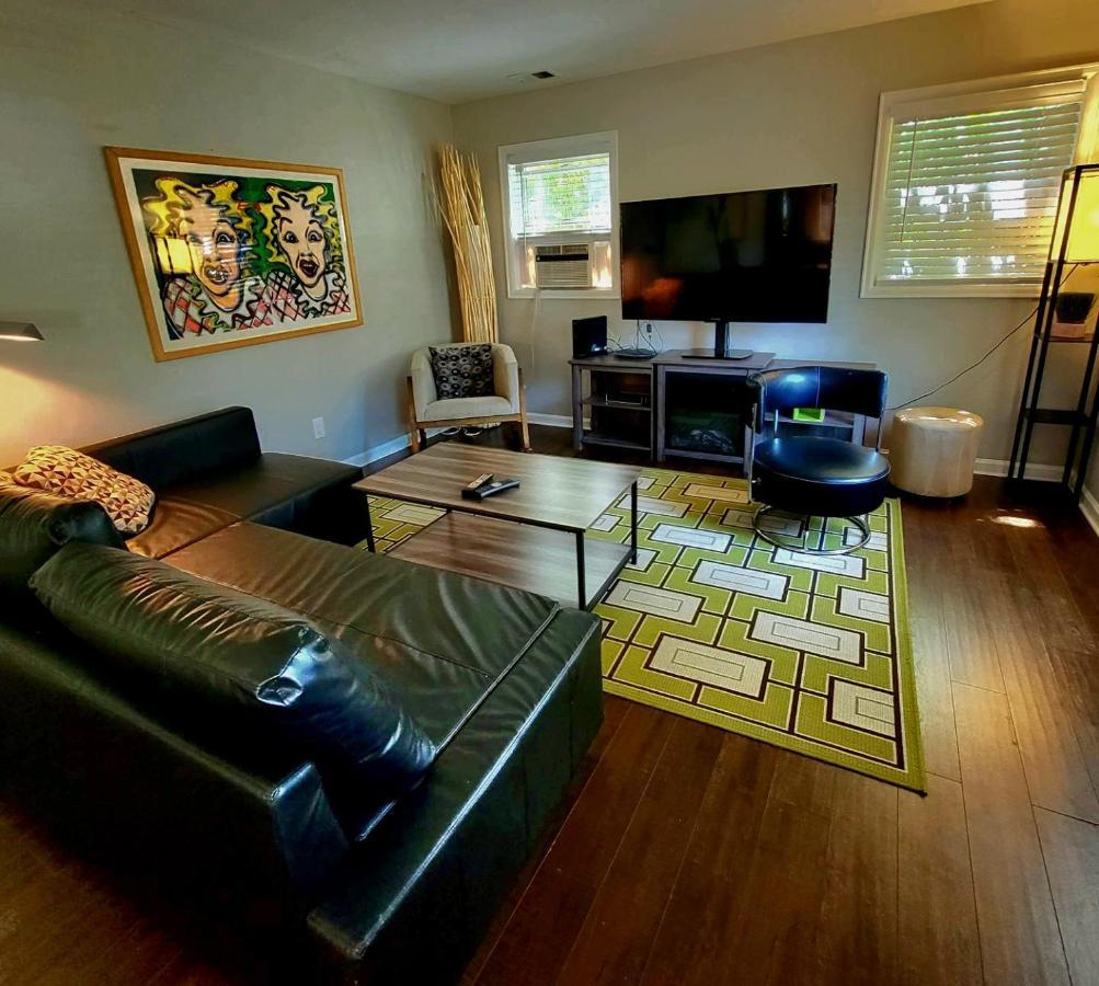 Spacious Cherry Creek Villa Denver Exterior photo